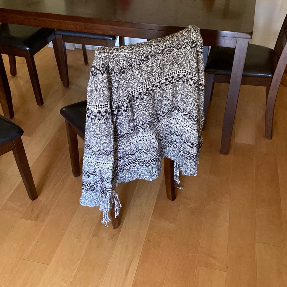 Old Navy Sweater